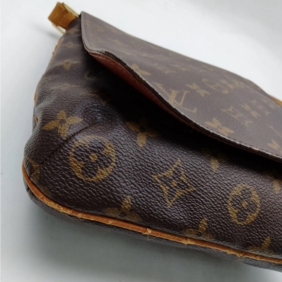 Louis Vuitton LV Shoulder Bag  Musette Tango short shoulder Monogram - Picture 8 of 9